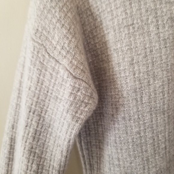 Cynthia Rowley Cashmere 2ply 100% Wool Sweater Woven Heathered Grey Size Small - Picture 2 of 8